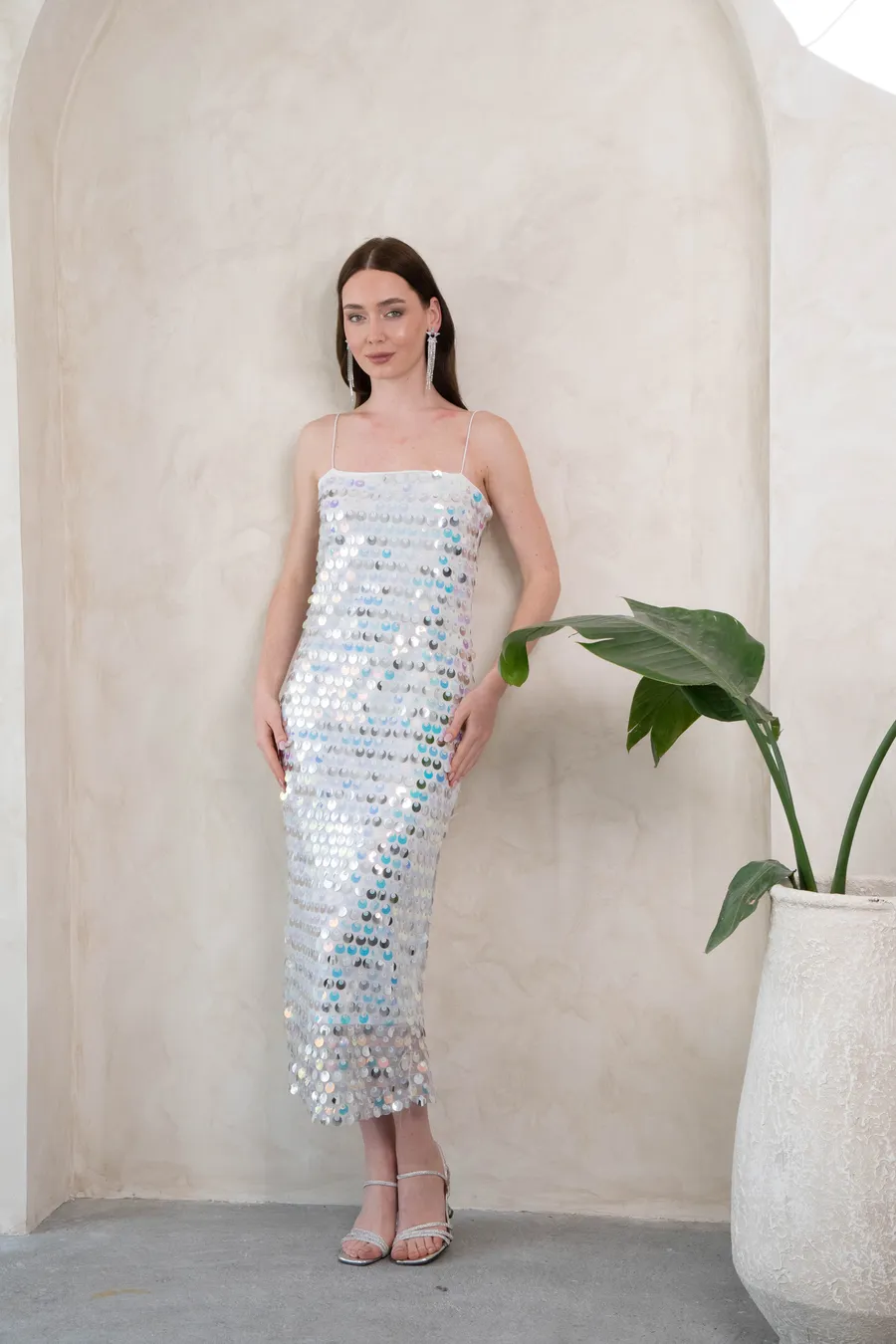 Gri Payet Detaylı Midi Elbise