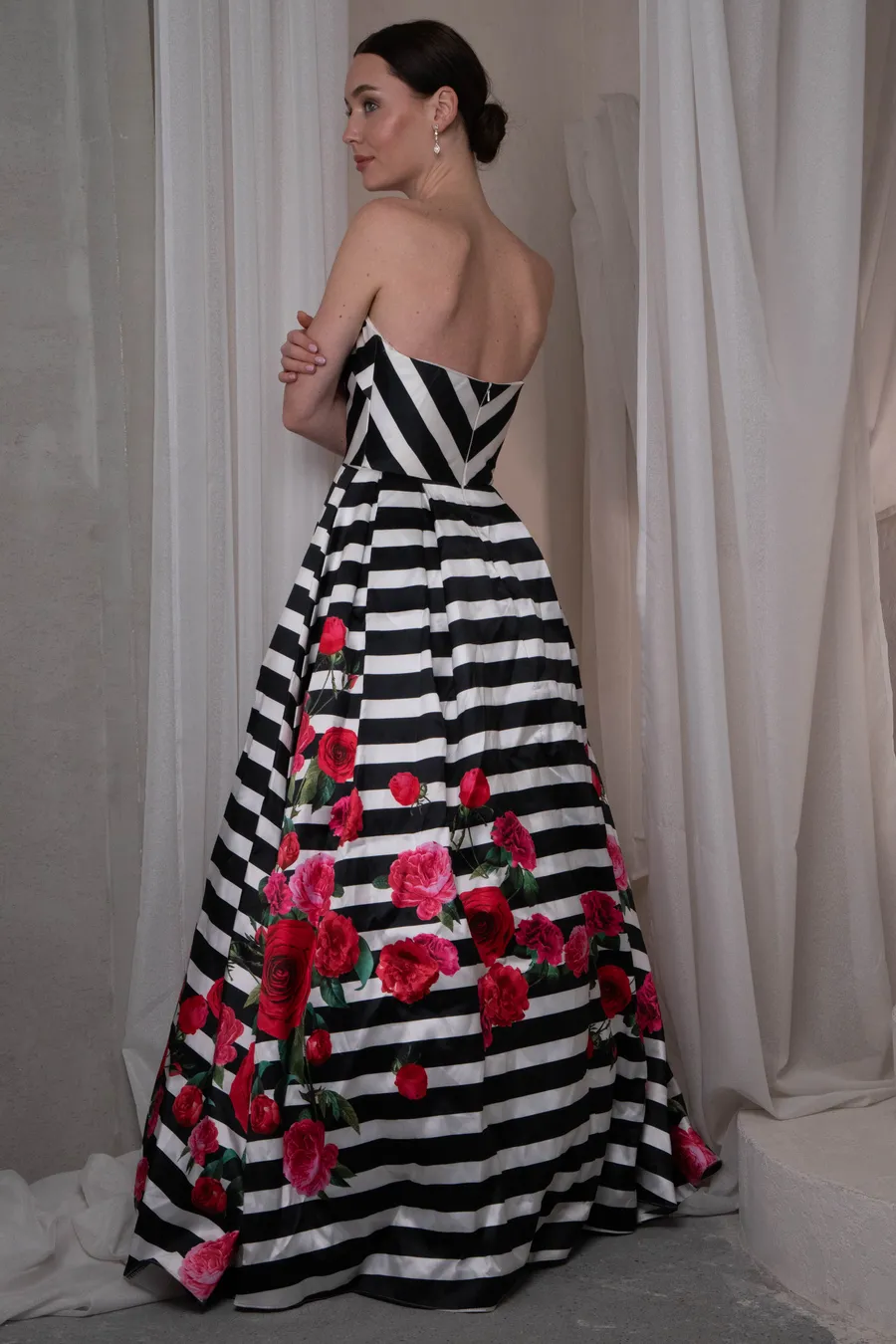 Uzun Tasarım Elbise