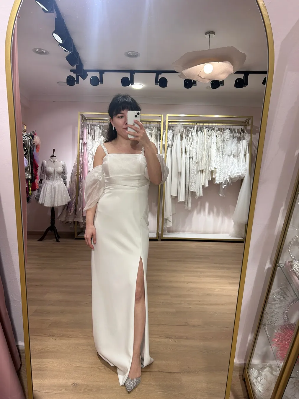 Kol Detaylı İncil Askılı Yırtmaçlı Uzun Elbise